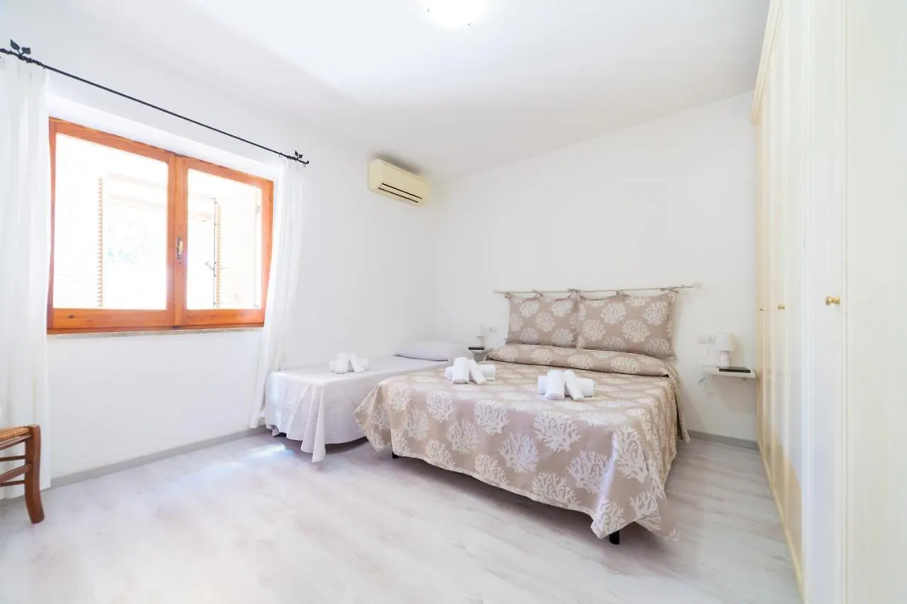 Brezza B&B Golfo Aranci Bed & Breakfast